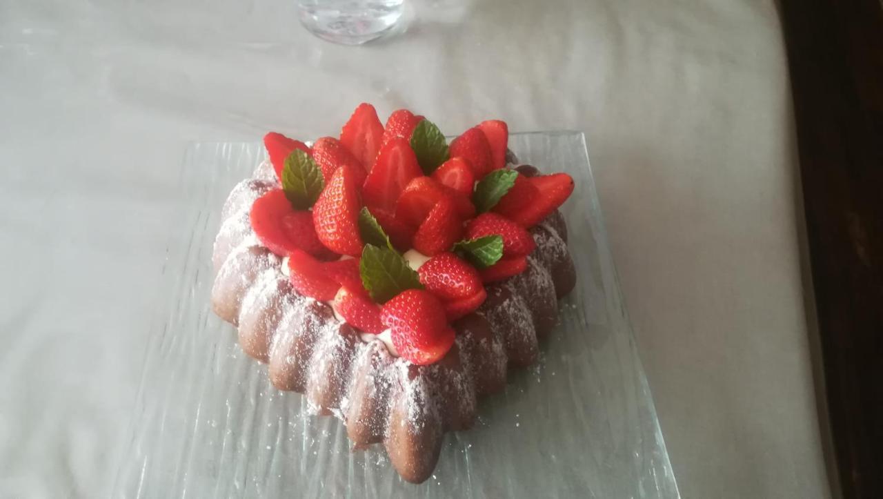 Notre-Dame-du-Touchet La Gerbaudiere Chambres&Table D Hotes Proche Mont Saint Michel Cuisine Maison المظهر الخارجي الصورة