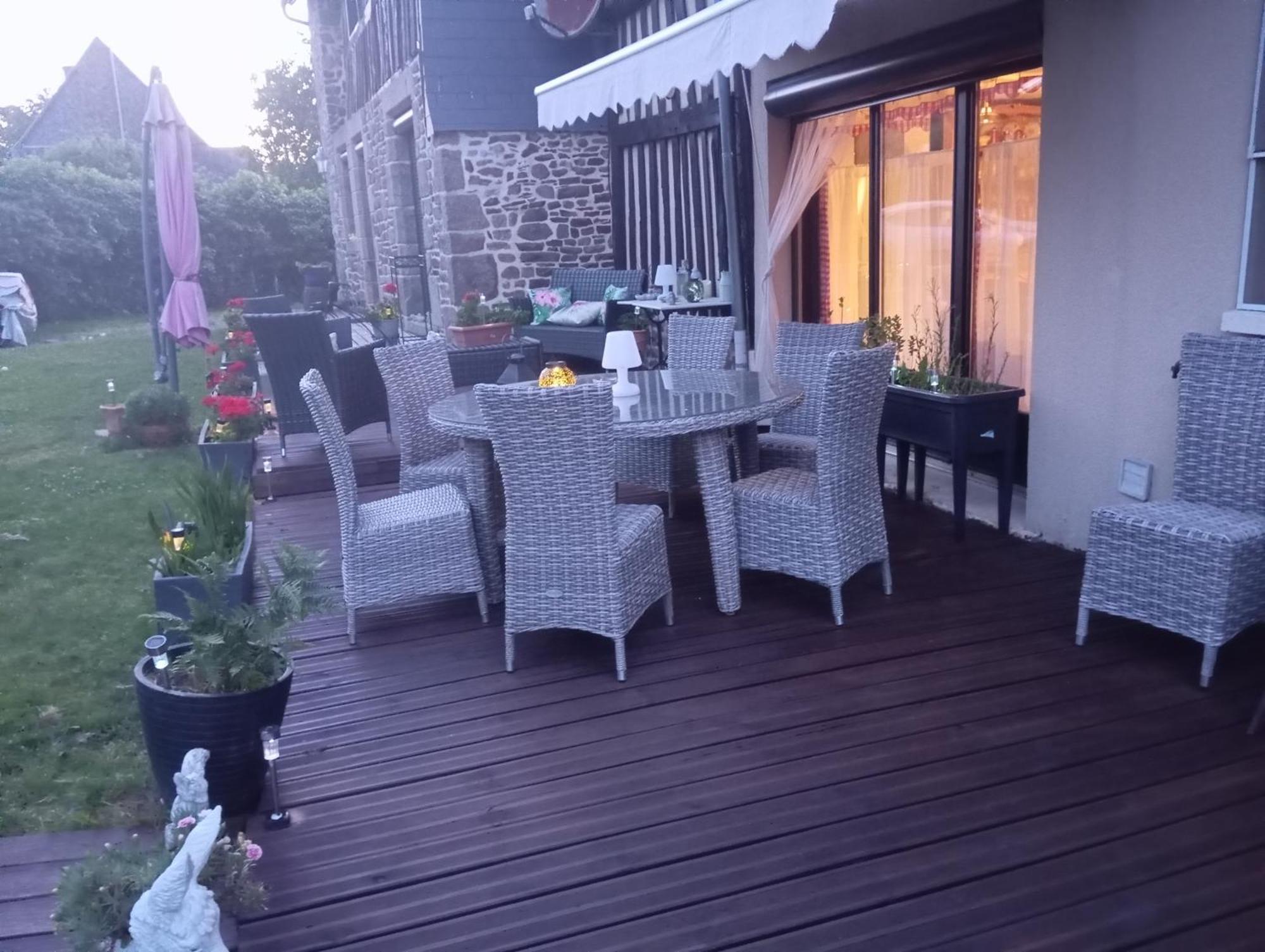 Notre-Dame-du-Touchet La Gerbaudiere Chambres&Table D Hotes Proche Mont Saint Michel Cuisine Maison المظهر الخارجي الصورة